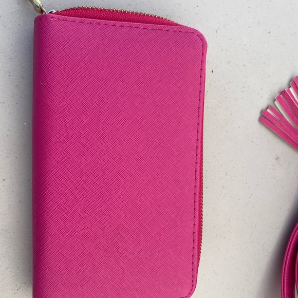 Handbag & wallet - Picture 7 of 10